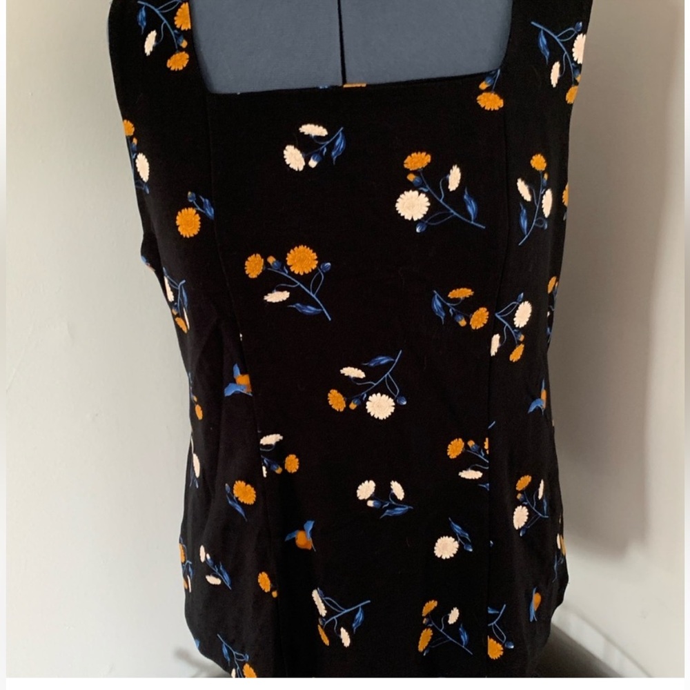Ann Taylor Black Floral Tank Top. Xxl